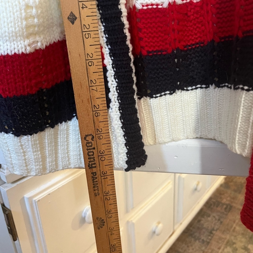DAVI & DANI White Navy and Red Cardigan Sweater with Bold Stripes Medium NWOT - Picture 6 of 10
